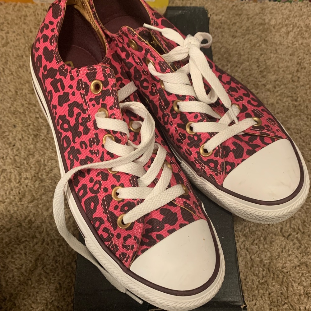 Converse chuck Taylor sneakers low top